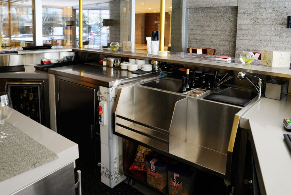 Barra Hotel NH Eurobuilding